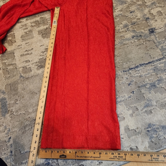 NWT House Of Harlow Wideleg Red Textured Flowy Pants Size Medium Stretch Waist - Picture 8 of 14